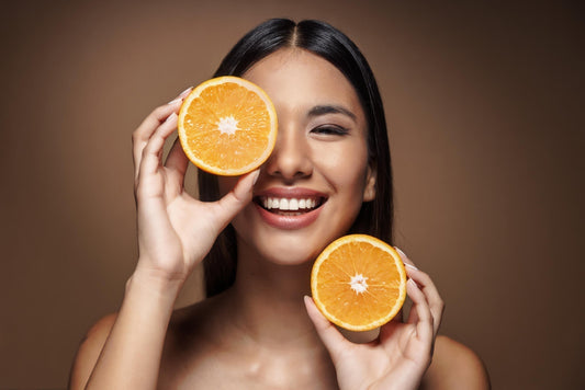 How To Combine Vitamin C And Retinol Without Irritation:  8 Proven Tips