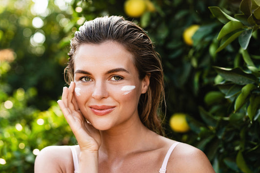 Sunscreen or Moisturizer First